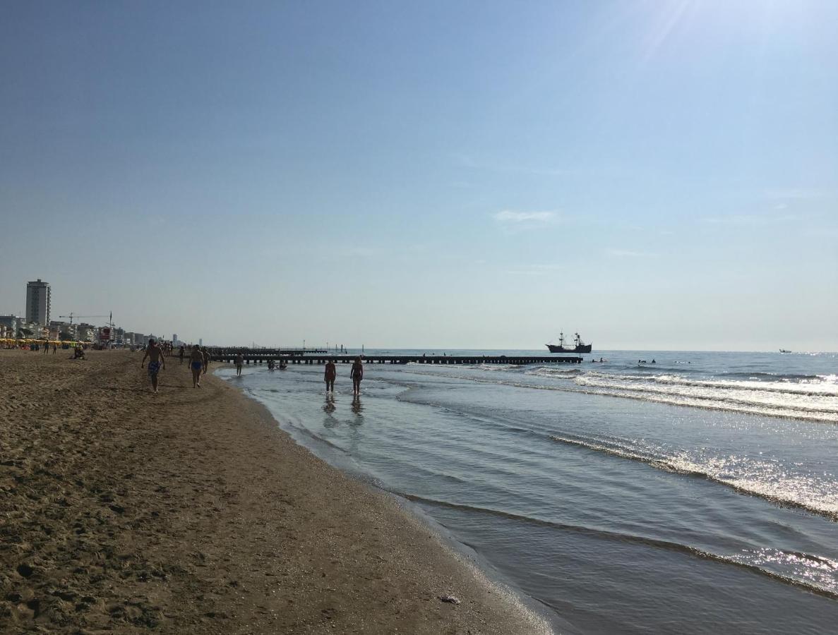Zzznon Attivo Ex Dl5 E Dl6 Daire Lido di Jesolo Dış mekan fotoğraf